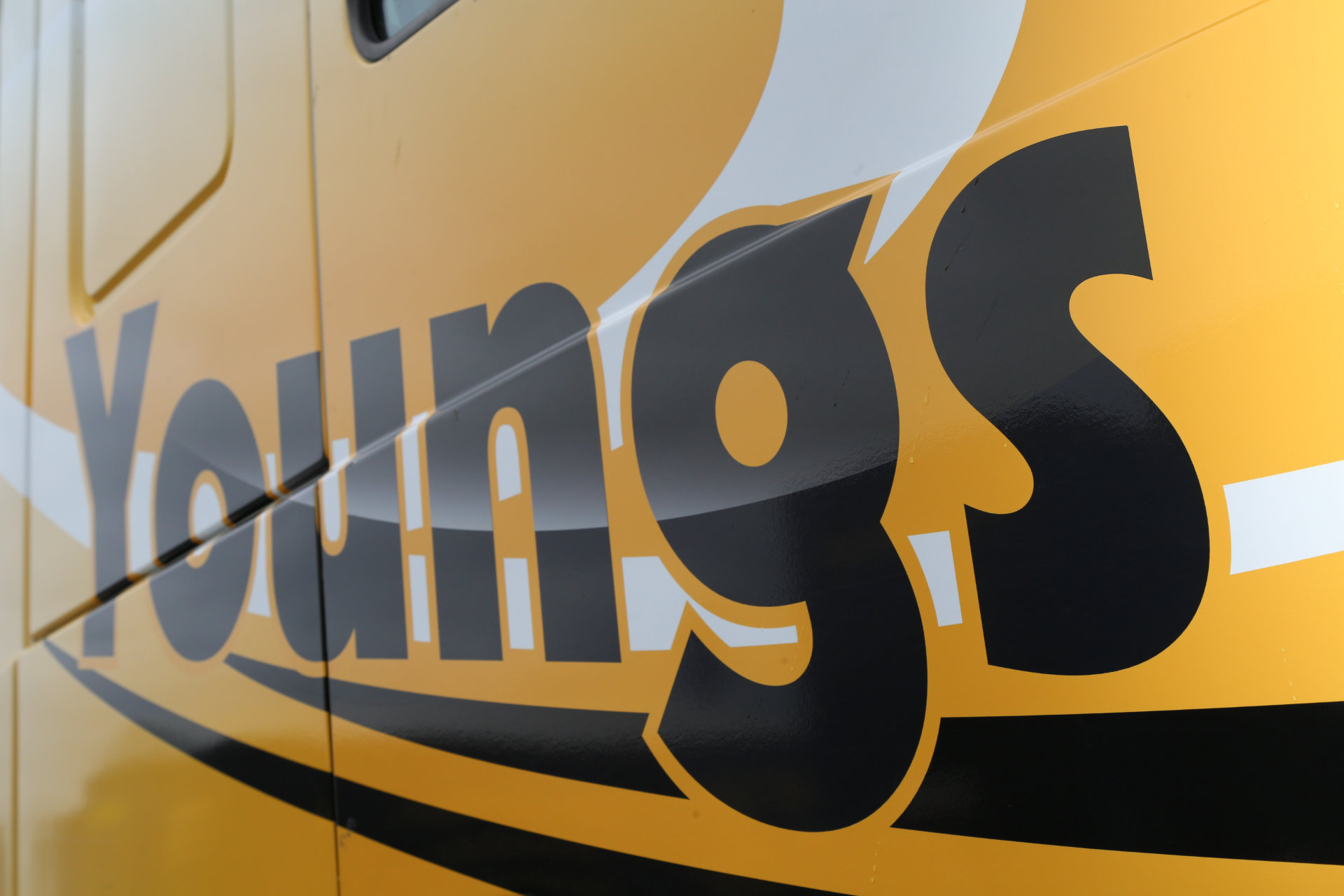 Youngs Transport - Now Hiring